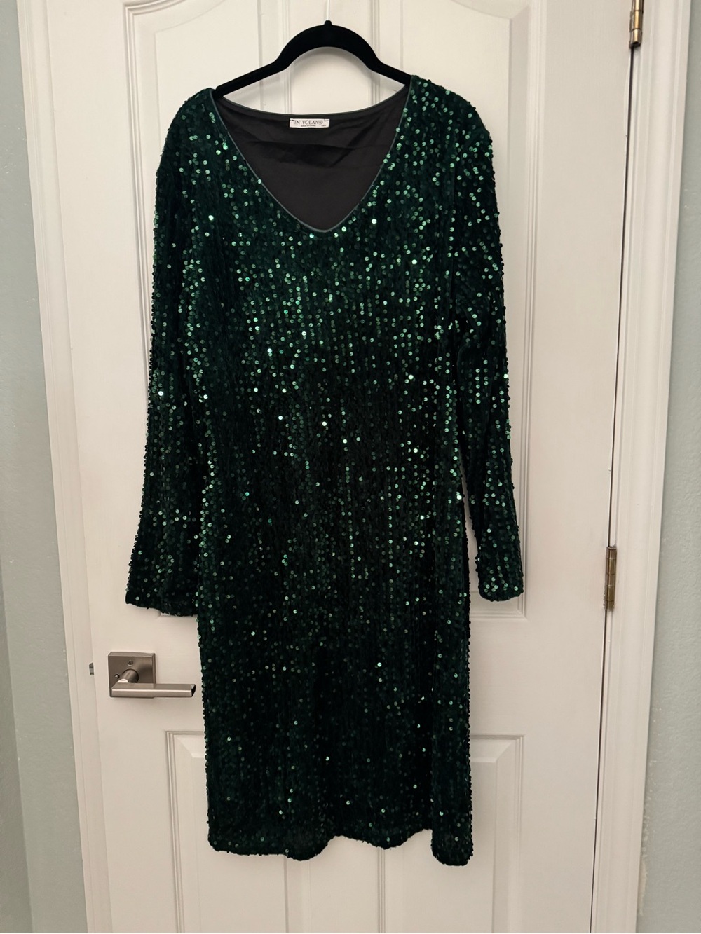 Emerald Green Sequin Long-Sleeve Evening Dress